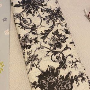 Queen size bedspread